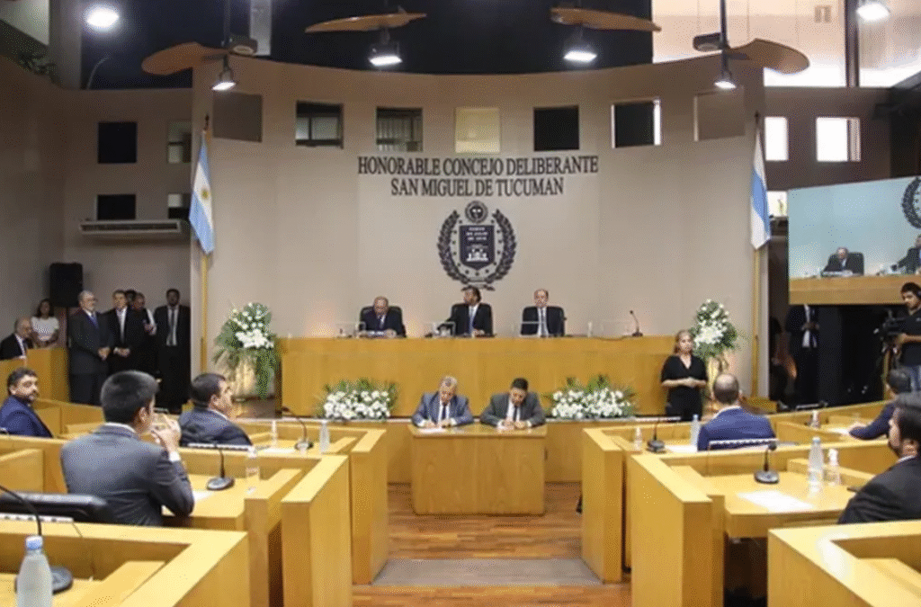 Concejo Deliberante de San Miguel de Tucuman, reprensentando los concejales
