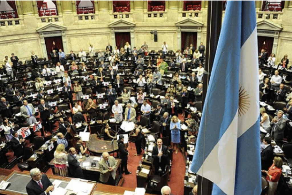 Diputados en sesión en la Cámara