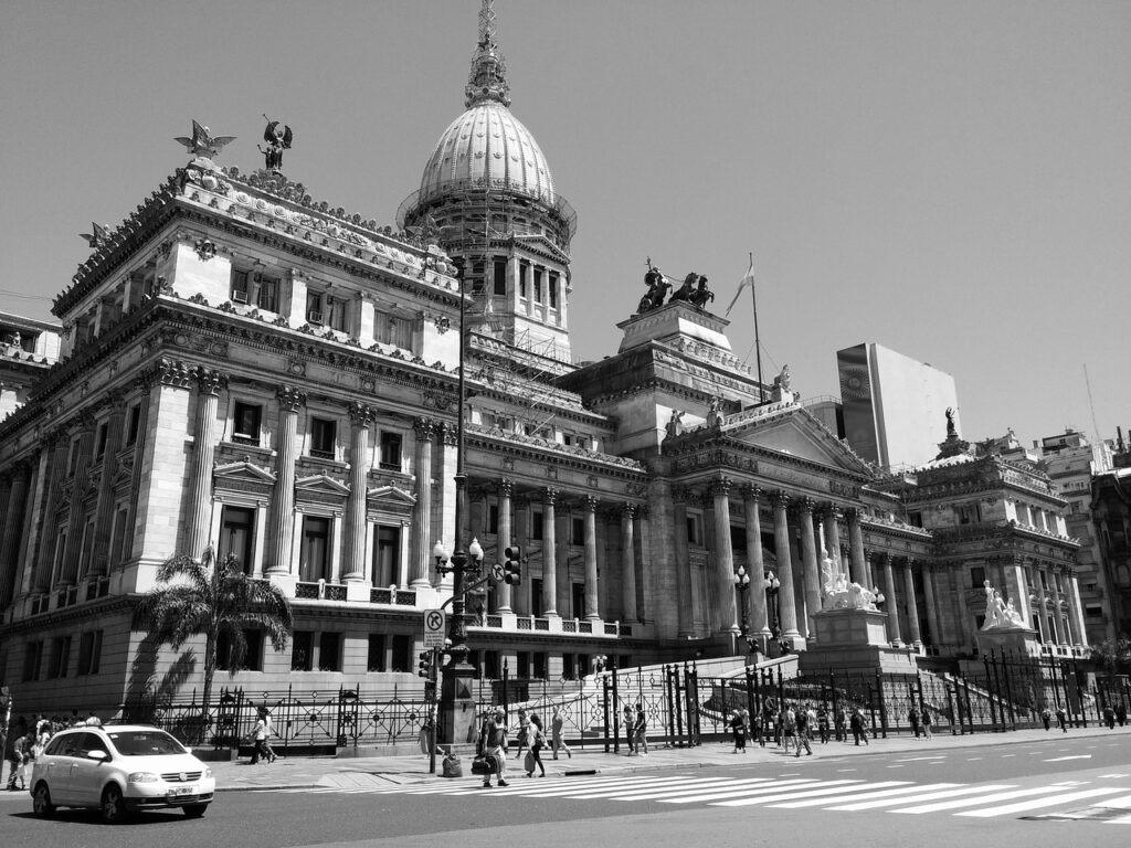 Imagen de lo Congreso Nacional representando el Estado argentino.